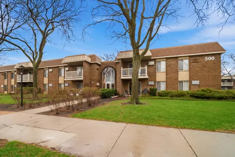 $190,000 | 500 North Wilke Road, Unit 105, Palatine, IL 60074