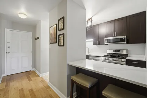 $190,000 | 500 North Wilke Road, Unit 105, Palatine, IL 60074