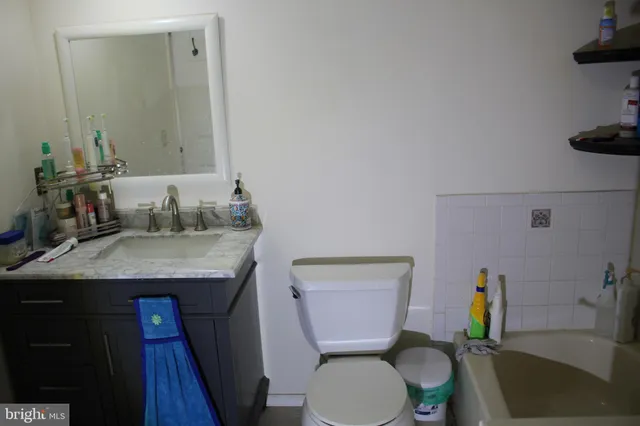 $4,000 | 219 Meadow Drive, Mount Laurel, NJ 08054