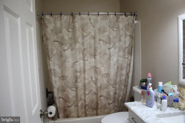 $4,000 | 219 Meadow Drive, Mount Laurel, NJ 08054