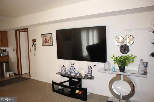 $4,000 | 219 Meadow Drive, Mount Laurel, NJ 08054