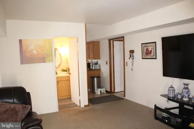 $4,000 | 219 Meadow Drive, Mount Laurel, NJ 08054