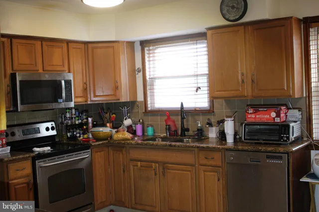 $4,000 | 219 Meadow Drive, Mount Laurel, NJ 08054