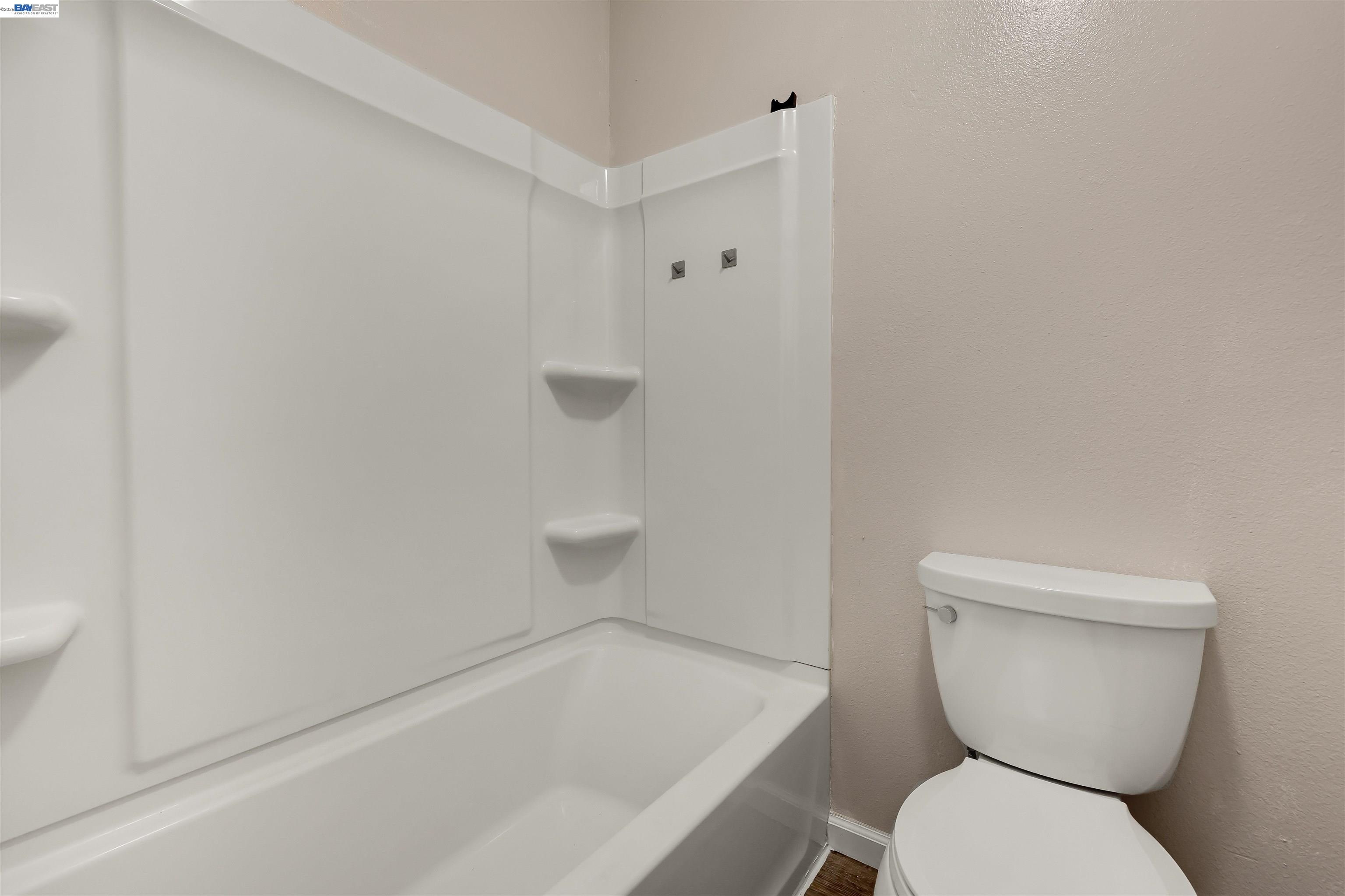 4006 Willow Pass Road, Unit A Concord, CA 94519 - Photo 20 of 33