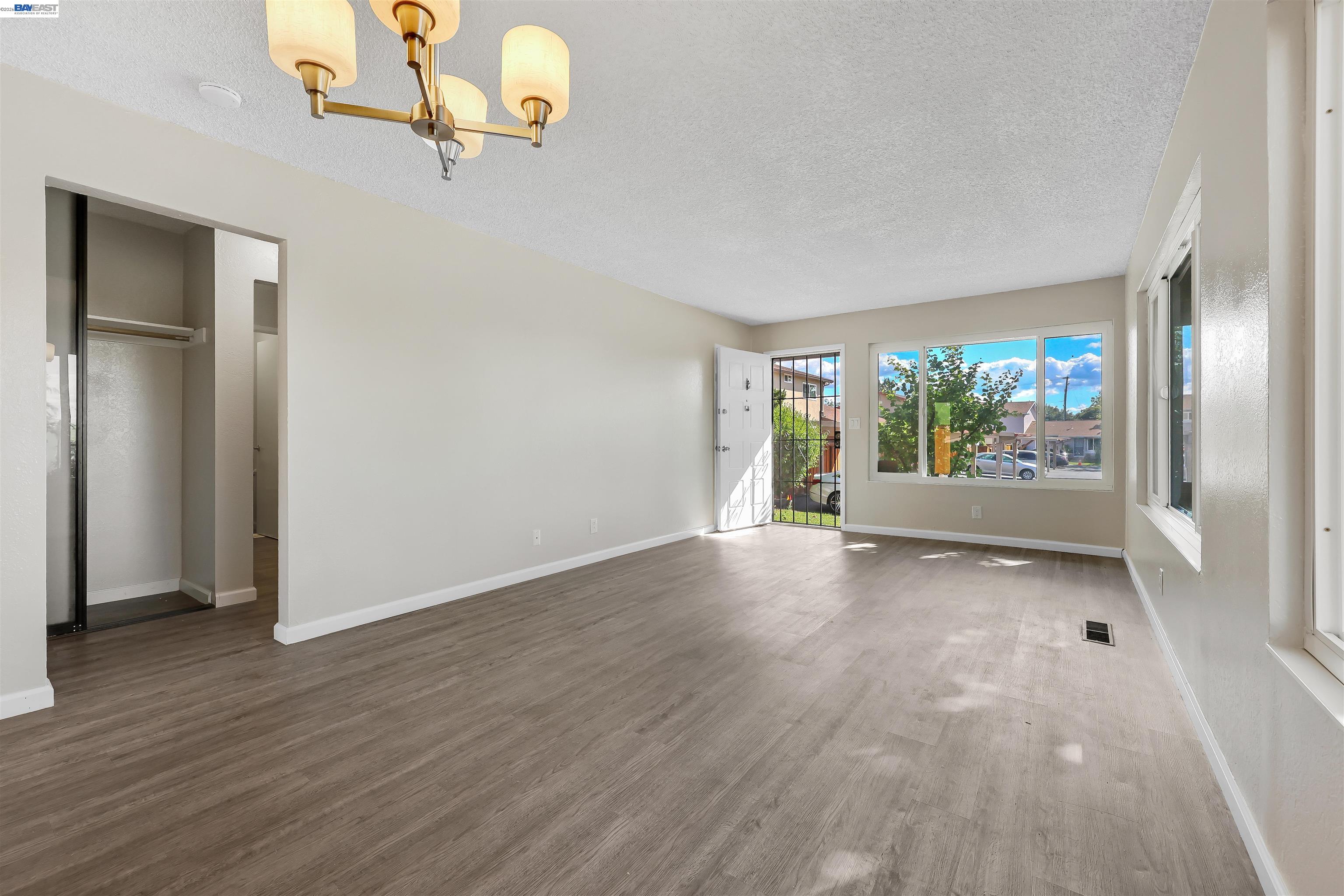 4006 Willow Pass Road, Unit A Concord, CA 94519 - Photo 7 of 33