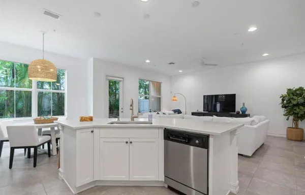 $5,450 | 1891 Juno Landing Lane, North Palm Beach, FL 33408