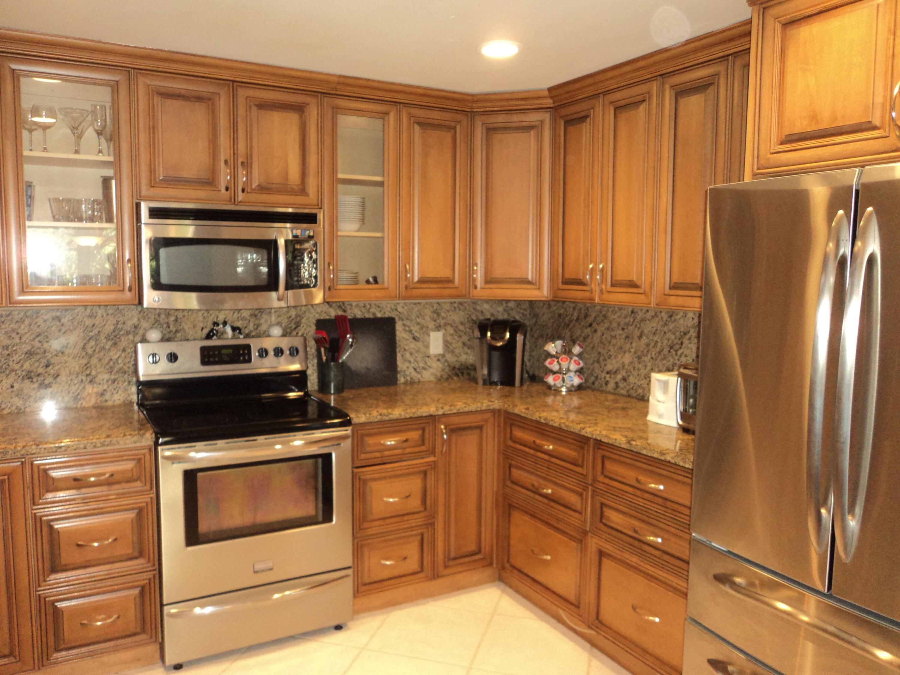 6770 Tiburon Drive Boca Raton, FL 33433 - Photo 3 of 40 Kitchen