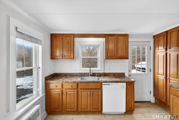 $675,000 | 42 Neck Road, Madison, CT 06443
