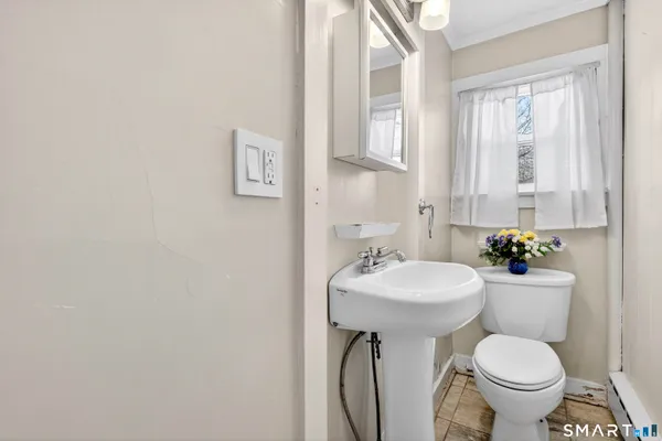 $675,000 | 42 Neck Road, Madison, CT 06443