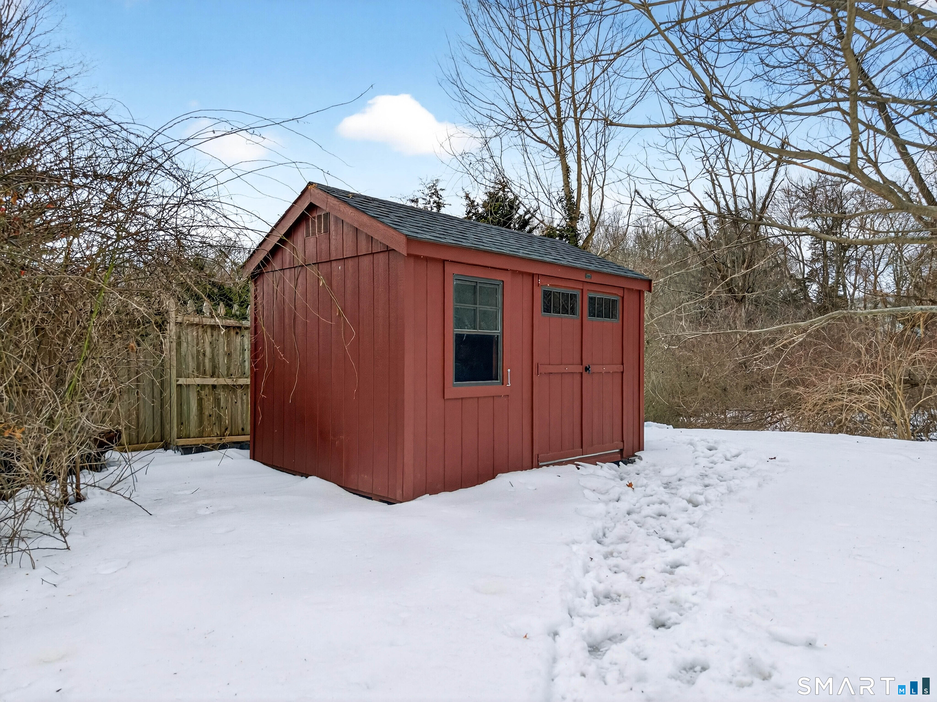 42 Neck Road Madison, CT 06443 - Photo 7 of 30