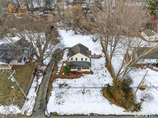 $675,000 | 42 Neck Road, Madison, CT 06443