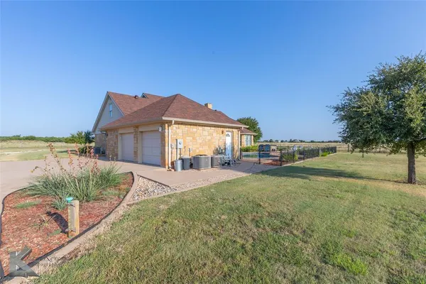 $1,580,000 | 209 County Road 336, Tuscola, TX 79562
