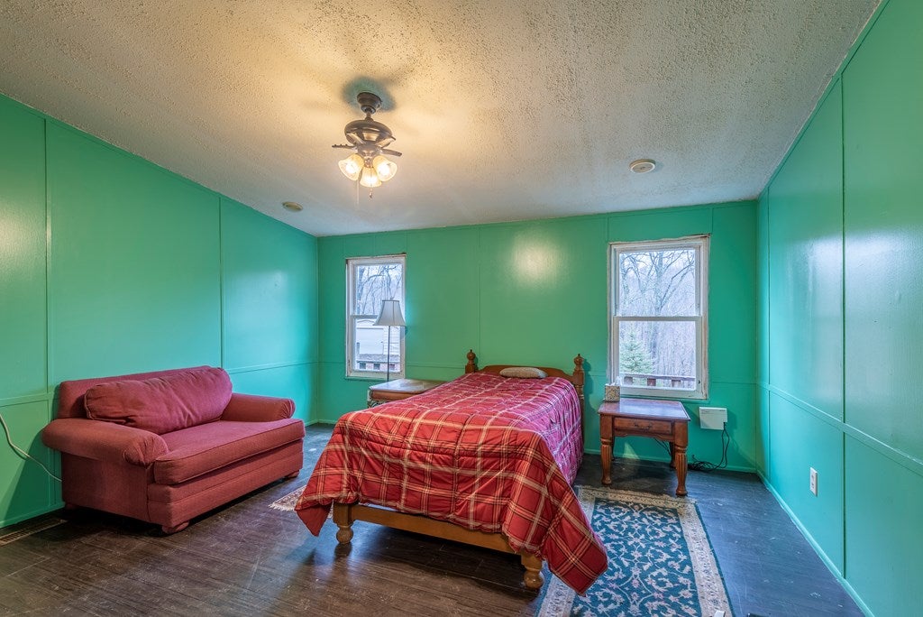 562 Phillippi Hollow Road Atkins, VA 24311 - Photo 27 of 30 Gallery Image 27