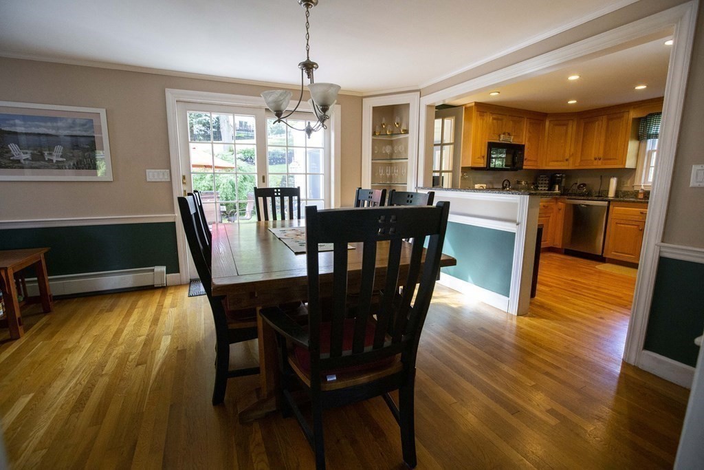 81 Elm Street Wakefield, MA 01880 - Photo 12 of 40