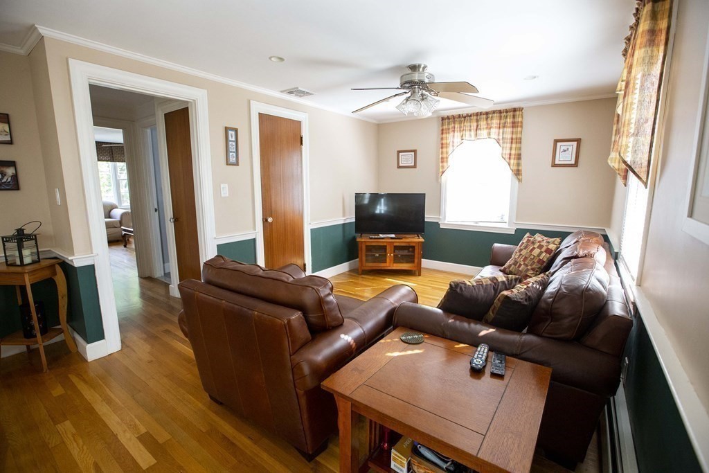81 Elm Street Wakefield, MA 01880 - Photo 13 of 40