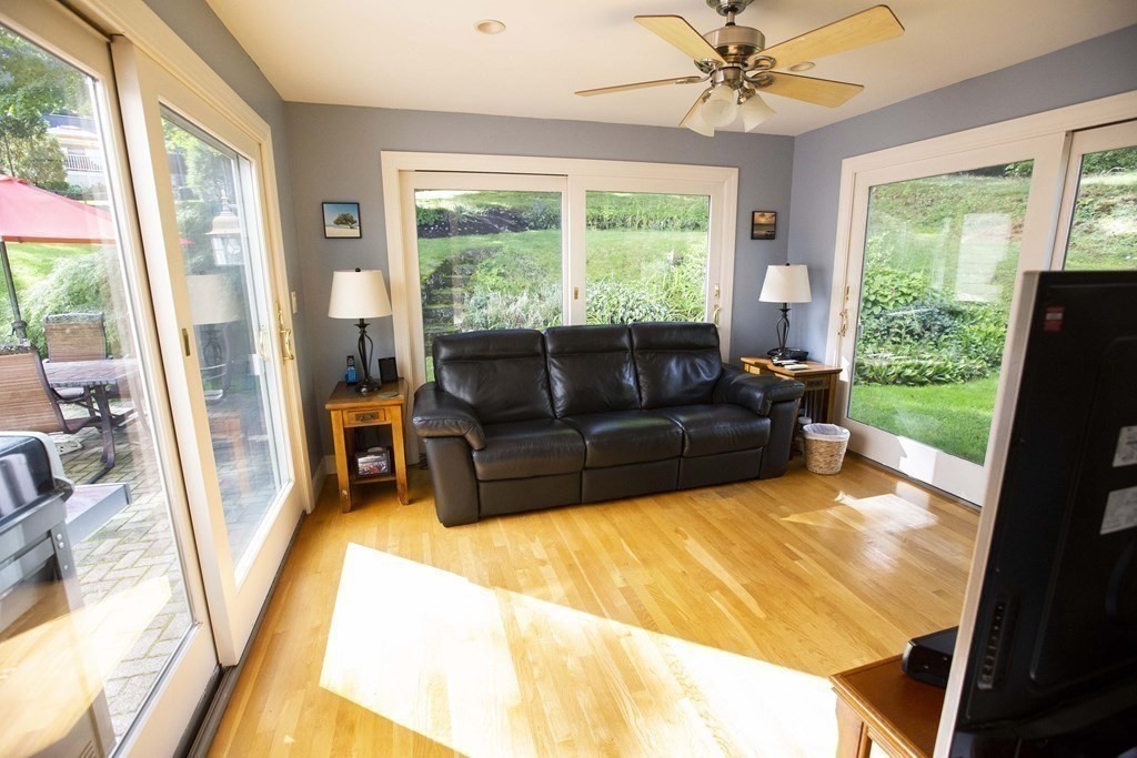 81 Elm Street Wakefield, MA 01880 - Photo 15 of 40