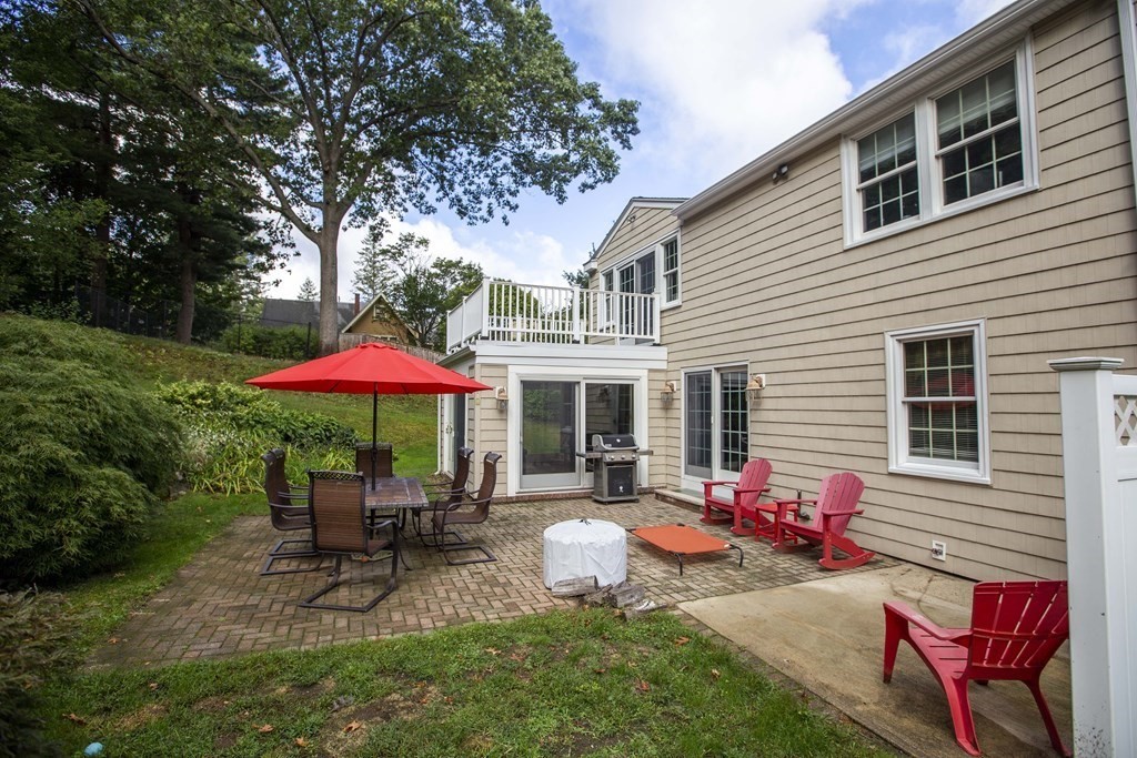 81 Elm Street Wakefield, MA 01880 - Photo 29 of 40