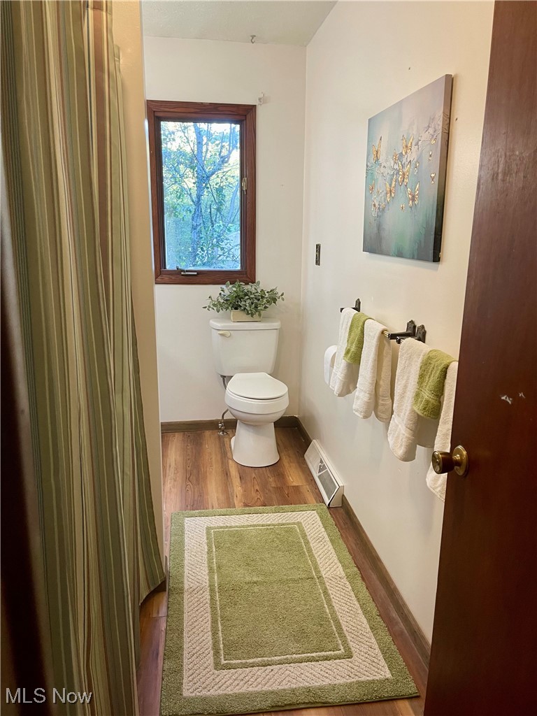 6518 Stonecreek Road Southwest Newcomerstown, OH 43832 - Photo 11 of 42 Full bath on the first floor
