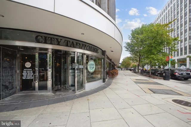 $6,800 | 1329 Connecticut Avenue Northwest, Unit 200, Washington, DC 20036