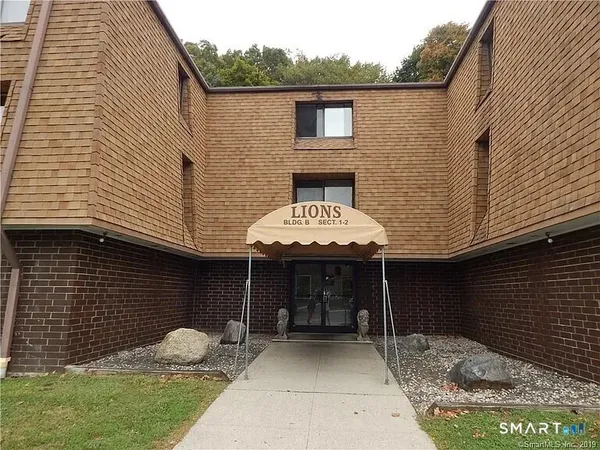 $186,000 | 126 Triangle Street, Unit A16, Danbury, CT 06810