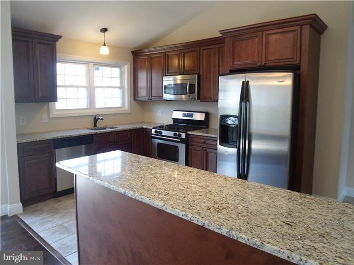 219 Avon Road Cherry Hill, NJ 08034 - Photo 5 of 21