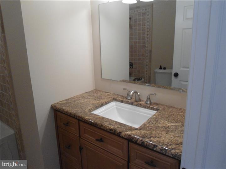 219 Avon Road Cherry Hill, NJ 08034 - Photo 9 of 21