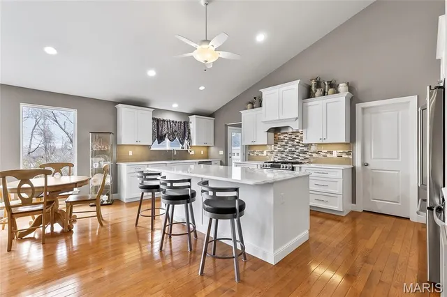 $784,000 | 421 Spears Street, Sunset Hills, MO 63127