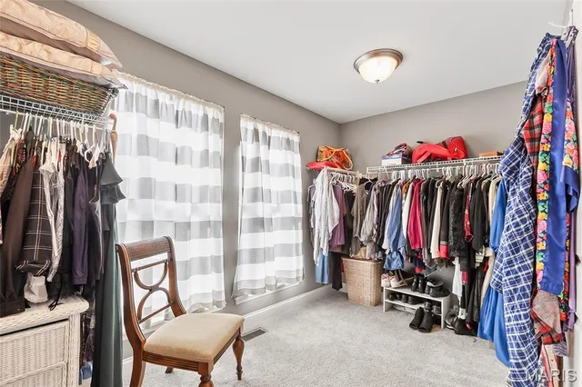 $784,000 | 421 Spears Street, Sunset Hills, MO 63127