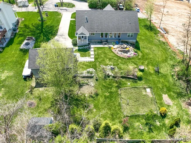 $784,000 | 421 Spears Street, Sunset Hills, MO 63127