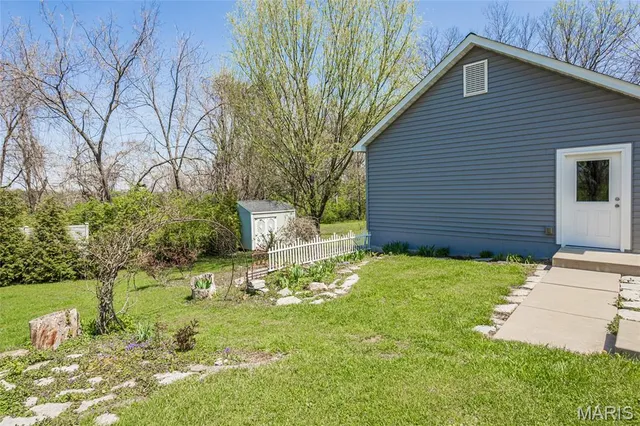 $784,000 | 421 Spears Street, Sunset Hills, MO 63127