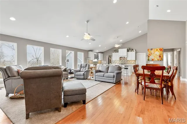 $784,000 | 421 Spears Street, Sunset Hills, MO 63127