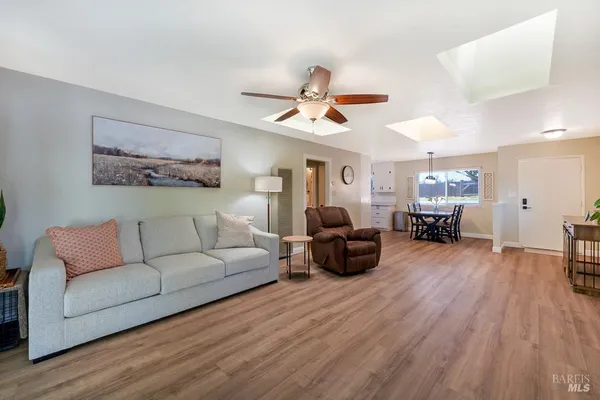 $929,000 | 1543 Cunningham Road, Sebastopol, CA 95472