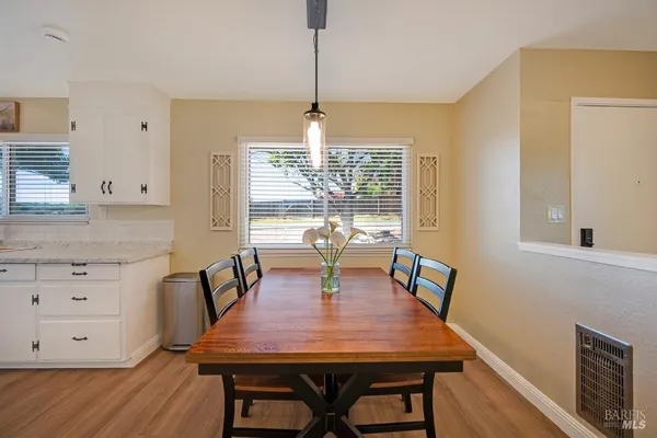 $929,000 | 1543 Cunningham Road, Sebastopol, CA 95472