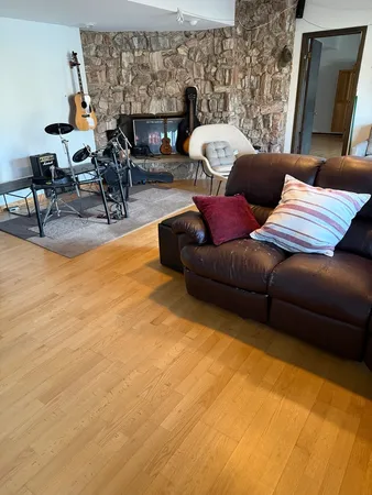 $4,200 | 1800 Montgomery Court, Deerfield, IL 60015