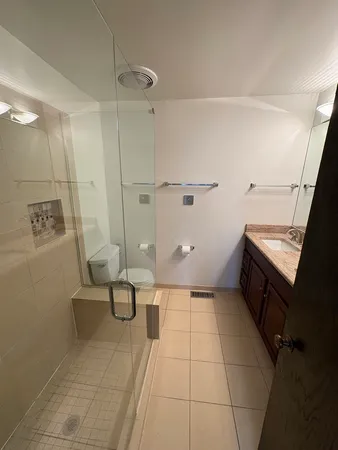 $4,200 | 1800 Montgomery Court, Deerfield, IL 60015