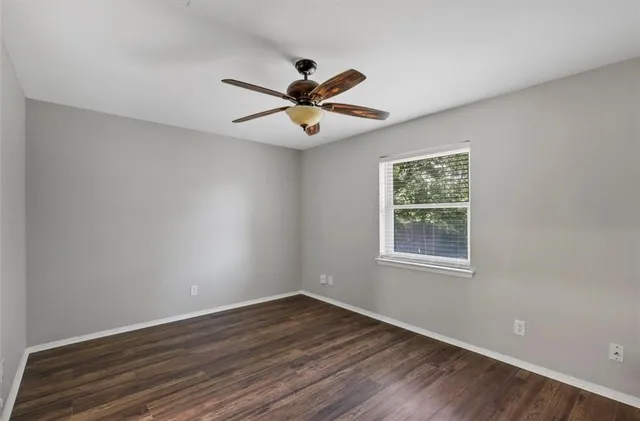 $295,000 | 1300 Timbercrest Drive, Benbrook, TX 76126