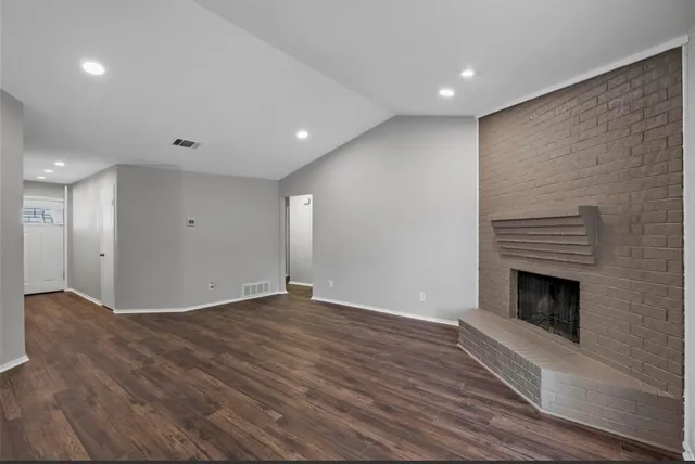 $295,000 | 1300 Timbercrest Drive, Benbrook, TX 76126