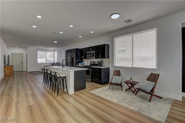 $2,999 | 1176 Colgate Lane, Las Vegas, NV 89110