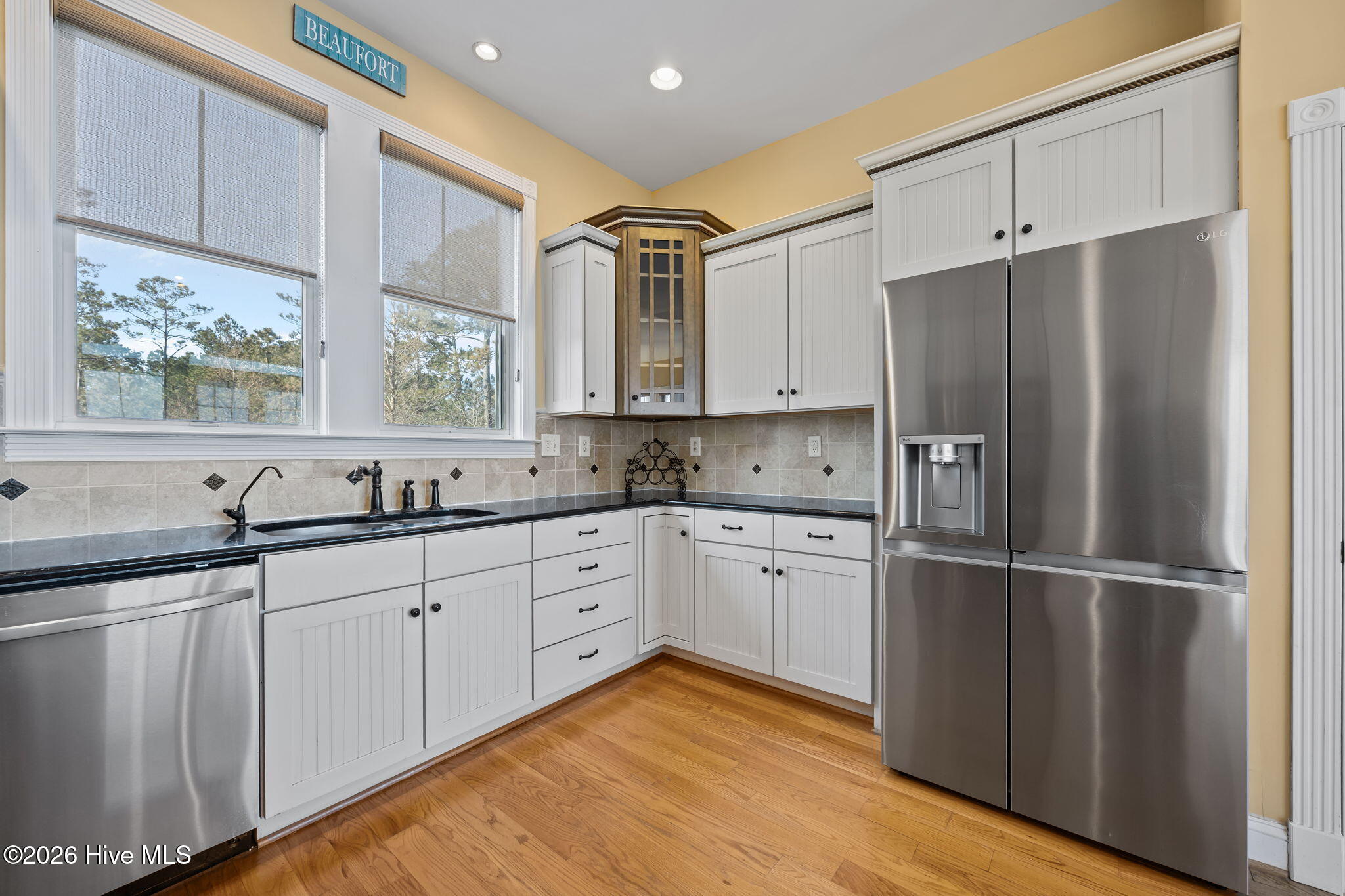 486 Sandy Point Drive Beaufort, NC 28516 - Photo 12 of 64 49-web-or-mls-IMG_3102