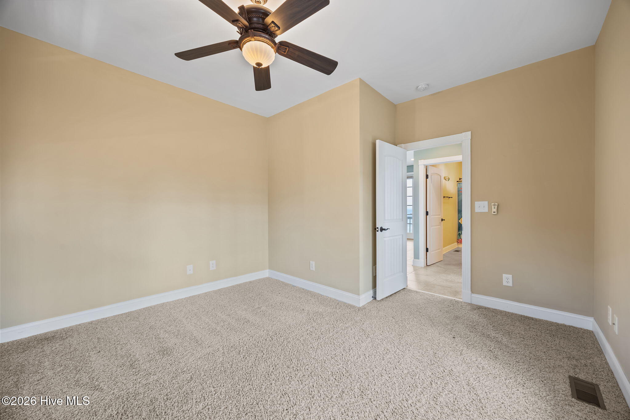 486 Sandy Point Drive Beaufort, NC 28516 - Photo 29 of 64 32-web-or-mls-IMG_3045