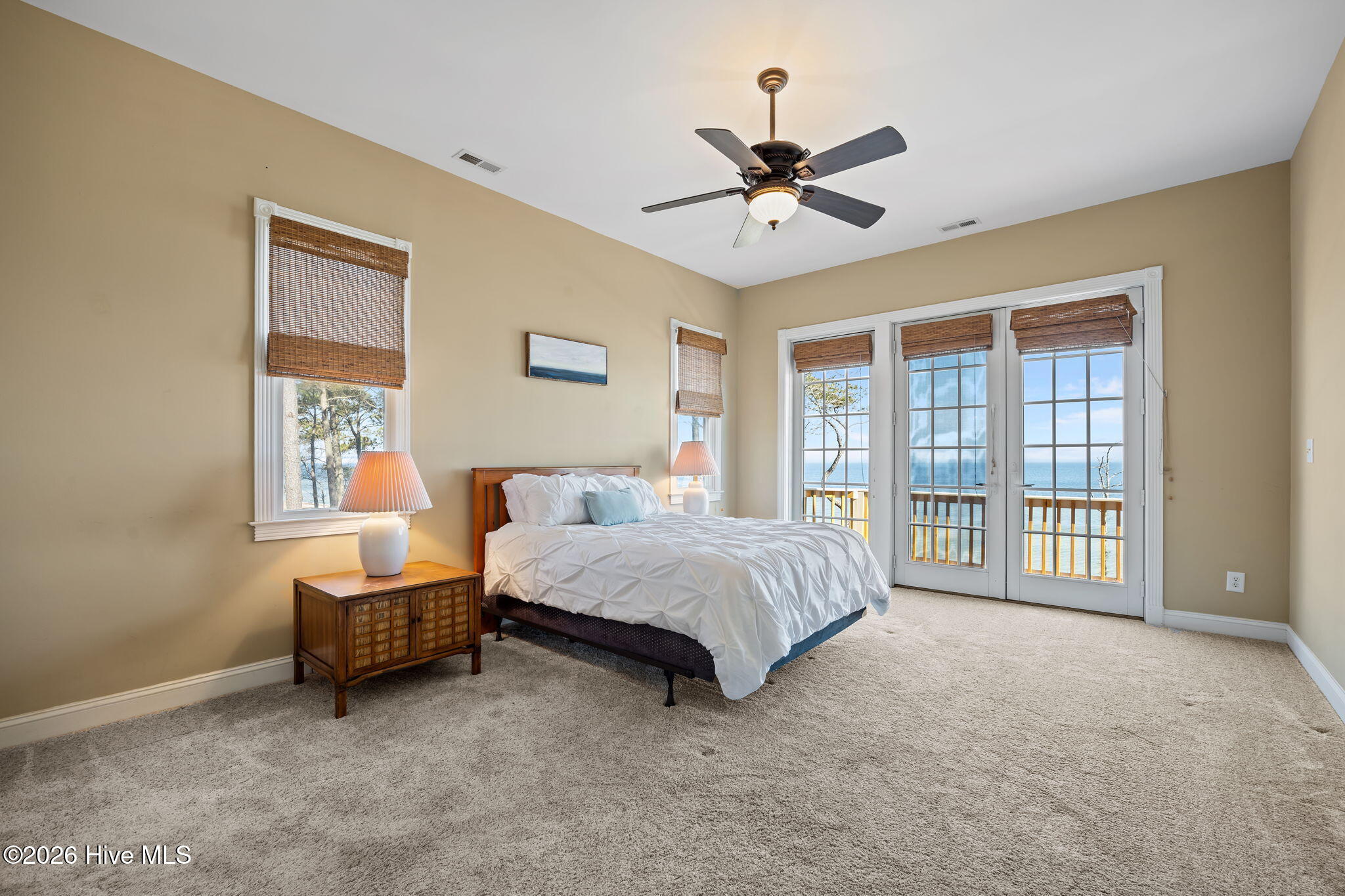 486 Sandy Point Drive Beaufort, NC 28516 - Photo 32 of 64 35-web-or-mls-IMG_3054