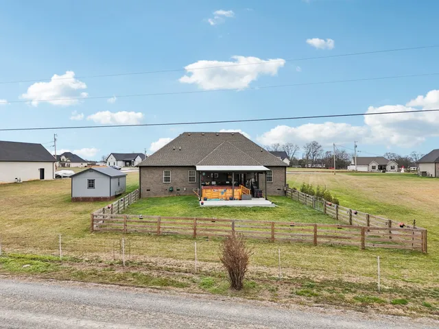 $530,000 | 163 Honeybee Drive, Unionville, TN 37180