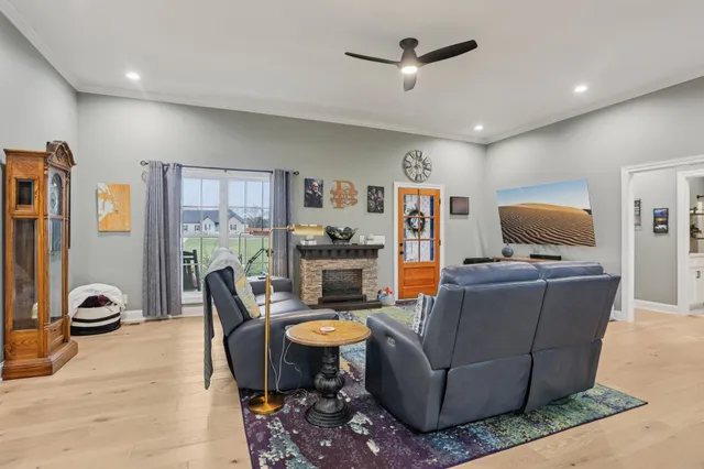 a view of a kitchen and dining room