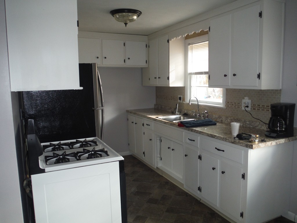 111 Mary Coburn Road Springfield, MA 01129 - Photo 5 of 16