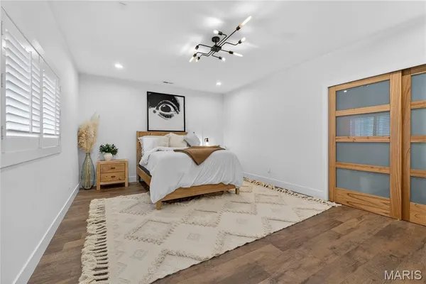 $2,000,000 | 350 Birkhead Road, Winfield, MO 63389