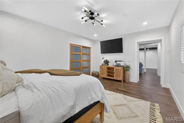 $2,000,000 | 350 Birkhead Road, Winfield, MO 63389