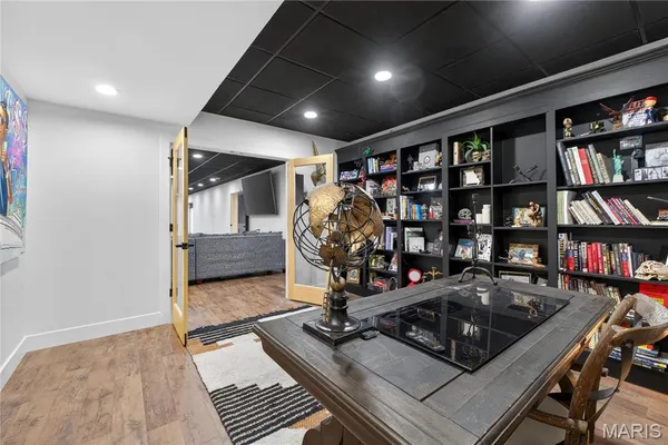 $2,000,000 | 350 Birkhead Road, Winfield, MO 63389