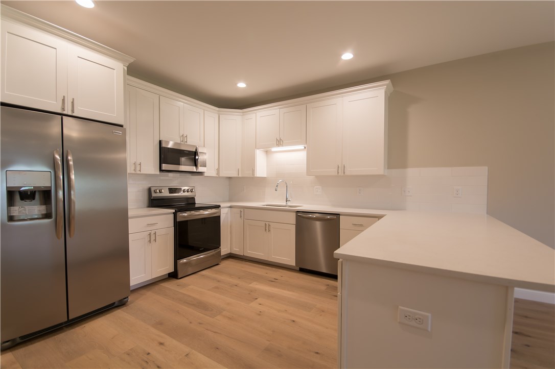 94 Sandy Point Farm Road, Unit 5 Portsmouth, RI 02871 - Photo 15 of 34