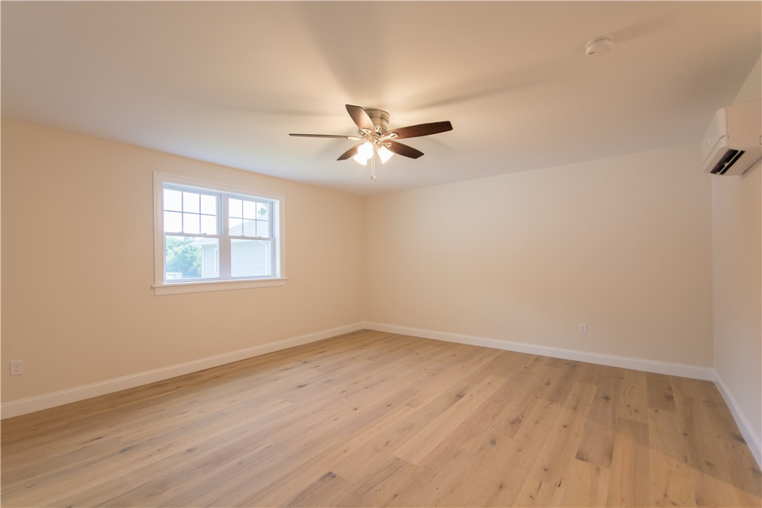 94 Sandy Point Farm Road, Unit 5 Portsmouth, RI 02871 - Photo 31 of 34