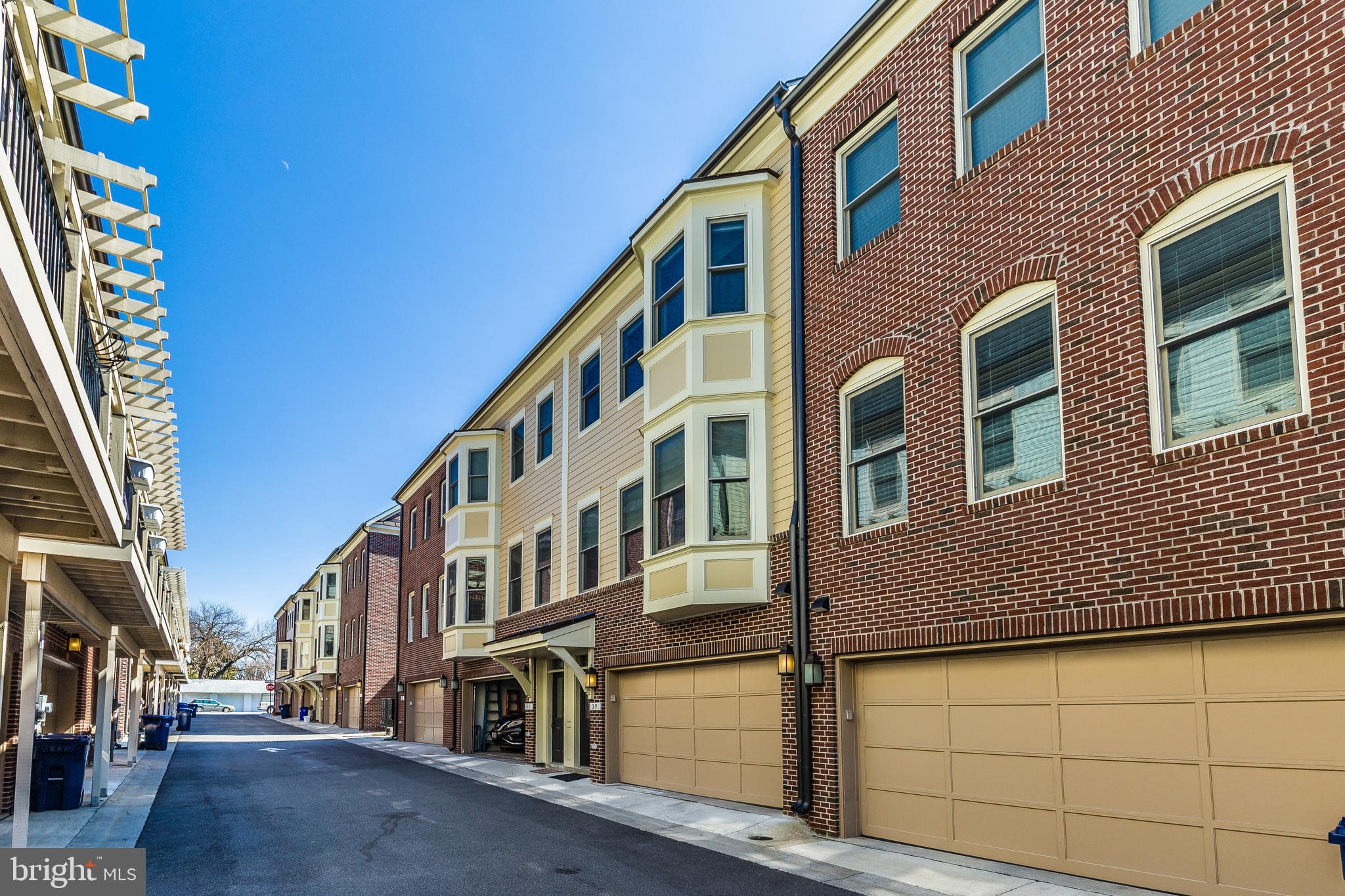 39 Maxwell Square Frederick, MD 21701 - Photo 3 of 54